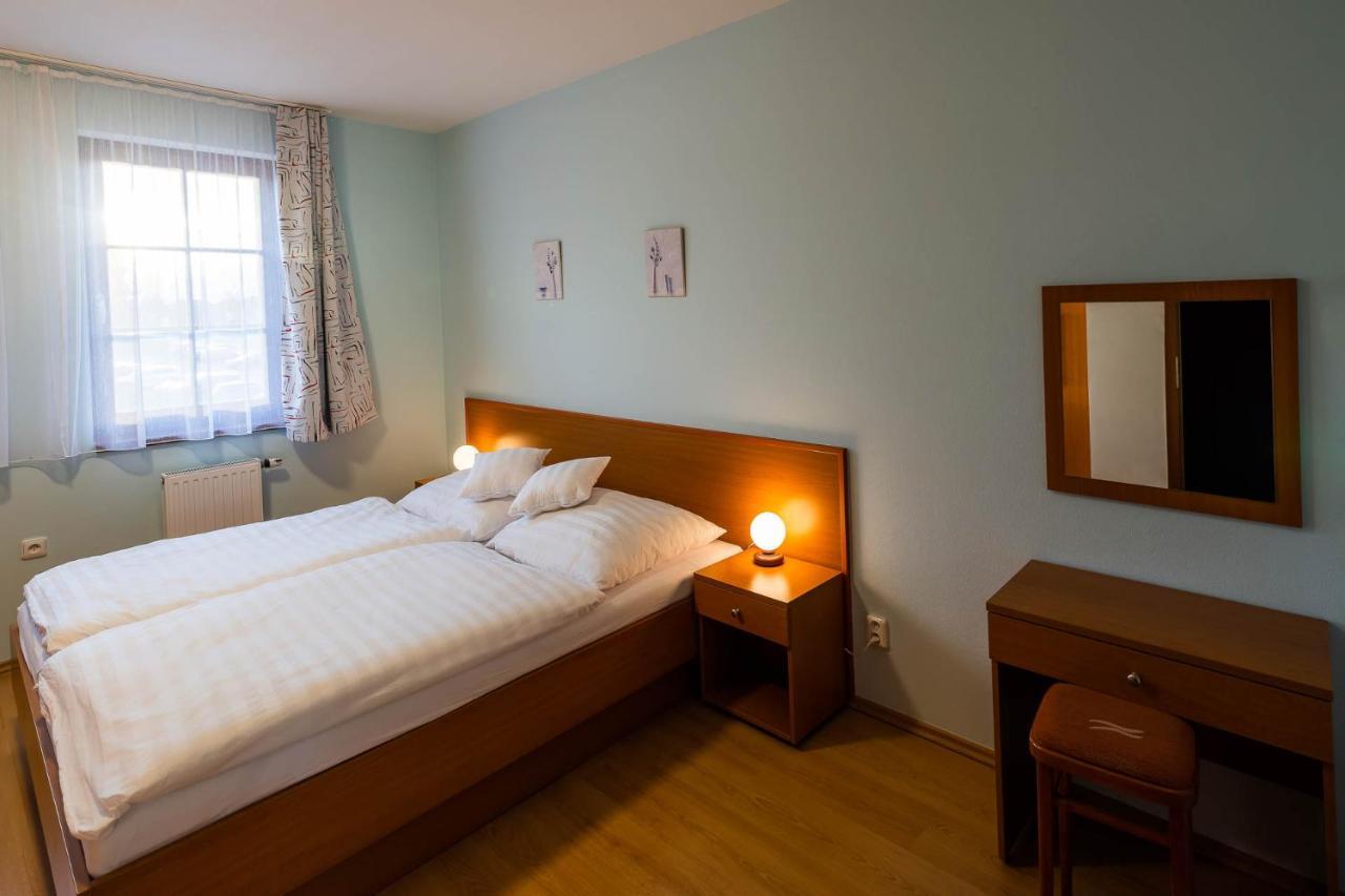 Apartman Eliska Тршебонь Экстерьер фото